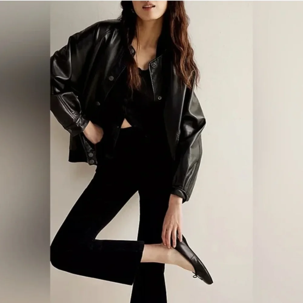 Free People In My Feelings Black Velvet Crop Flare Pants Size XS - Picture 1 of 13